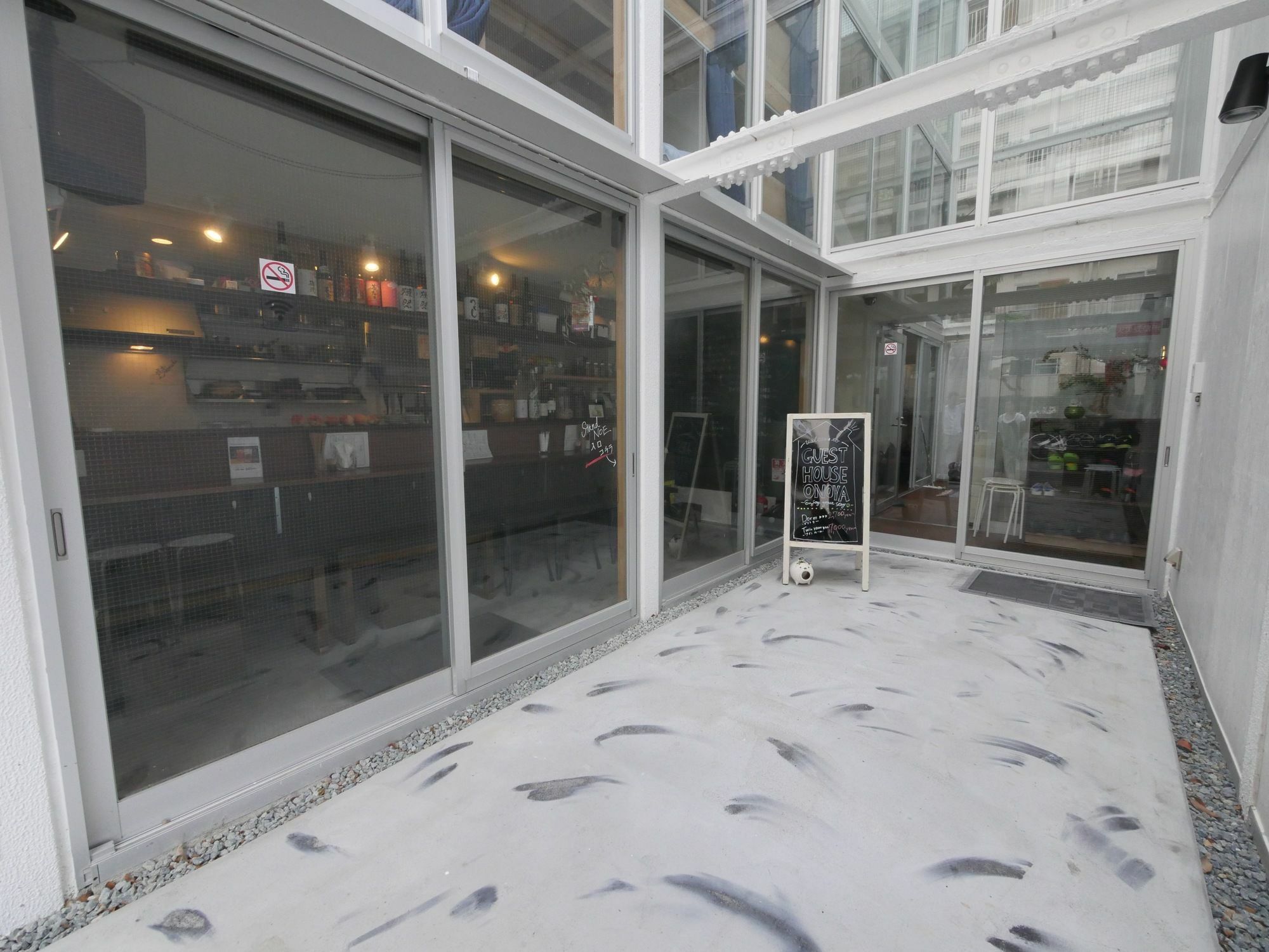 Guest House Onoya Osaka Exterior photo